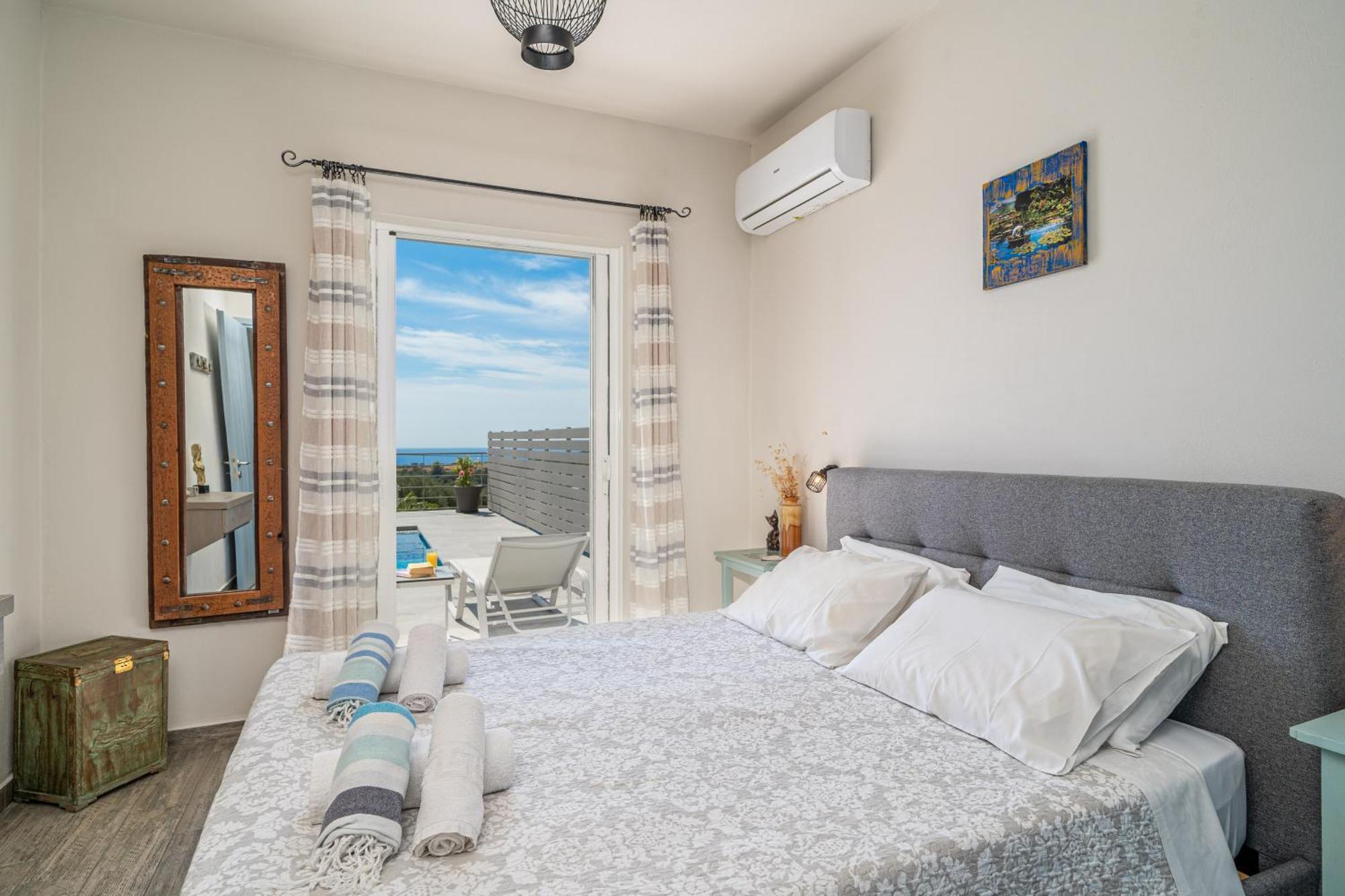 Villa Dandelion Mousata